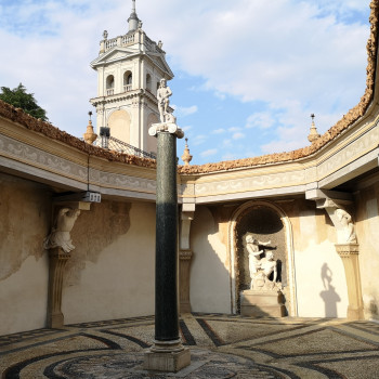 Carretta Mirco - Cortile delle piogge